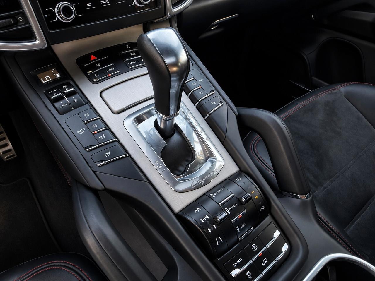 Porsche Cayenne 4.8 GTS