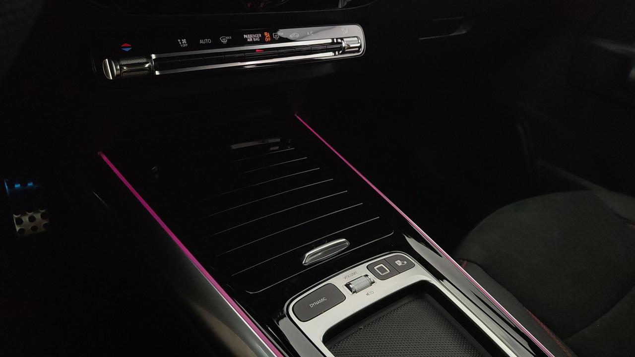 Mercedes-Benz GLA 200 d automatic