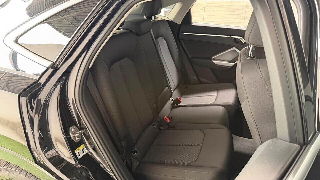 Audi Q3 35 TDI quattro S line edition