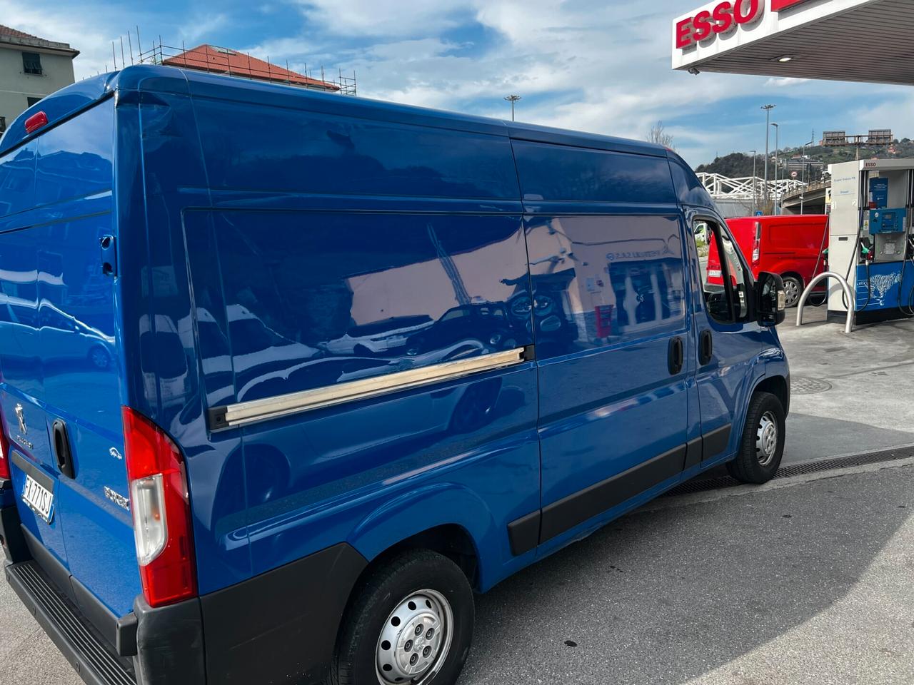 Peugeot Boxer 330 BlueHDi 120 S&S PC-TN Combi Comfort