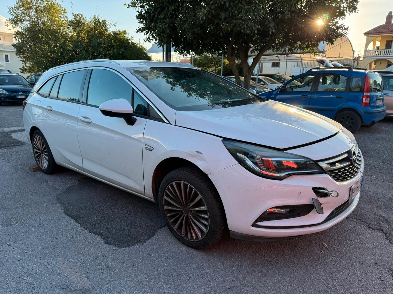 Opel Astra 1.6 Cdti 136cv S.W. Motore rotto