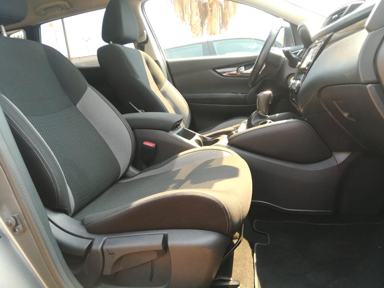 NISSAN - Qashqai - 1.6 dCi 2WD XTronic Tekna+ - FINANZIABILE - PERMUTE
