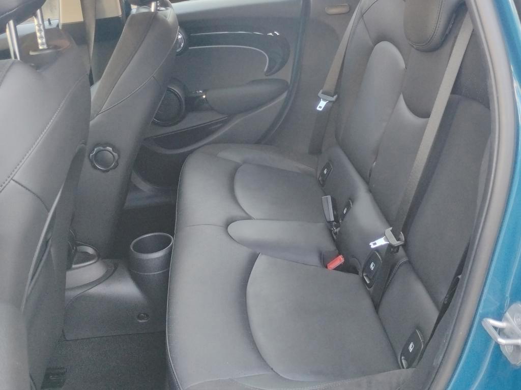 Mini 5 Porte One Essential 1.5 Twin Power Turbo 75cv.SEDILI SPORTIVI