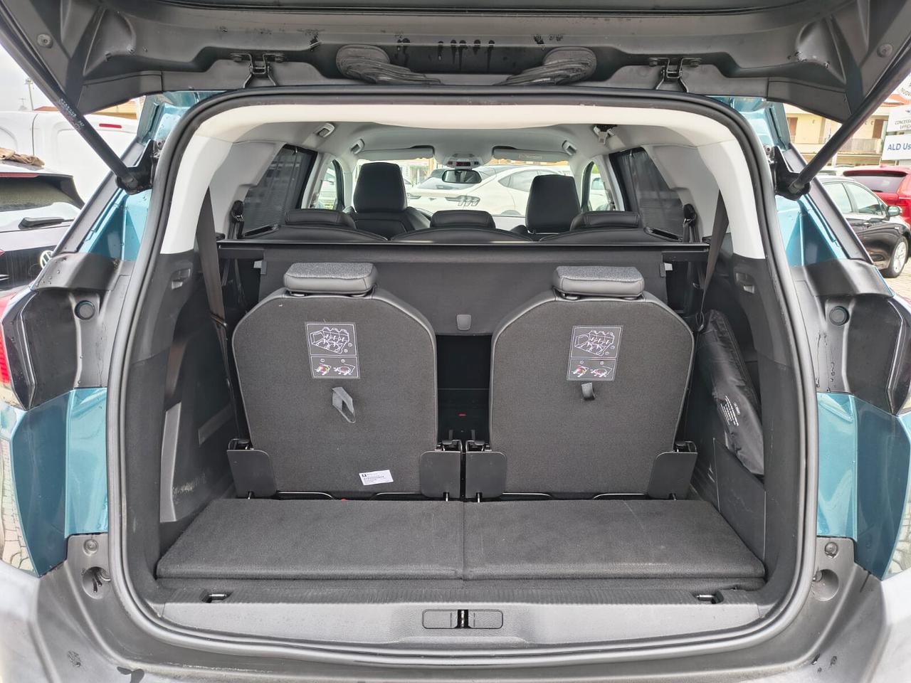 Peugeot 5008 *7 POSTI* 1.5 BlueHDi *AUTOMATICO*