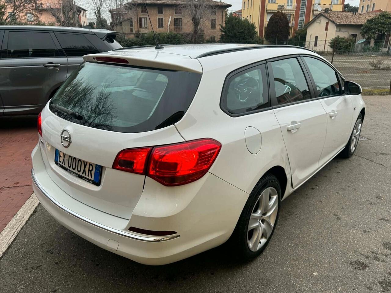 Opel Astra 2015 1.4 Benz/Gpl 140CV/103KW 147.000KM