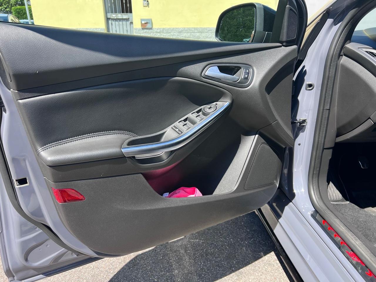 Ford Focus ST 2.0 EcoBoost 250 CV #10875