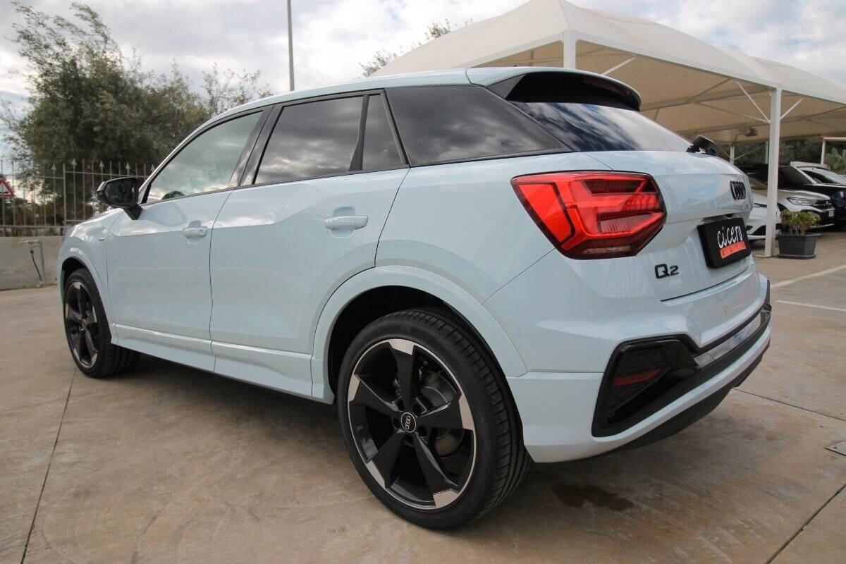 Audi Q2 35 TFSI 150CV Identity Black 11.2025