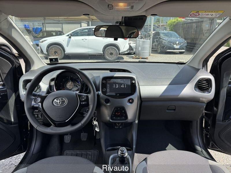 Toyota Aygo Connect 1.0 VVT-i 72 CV 5 porte x-fun