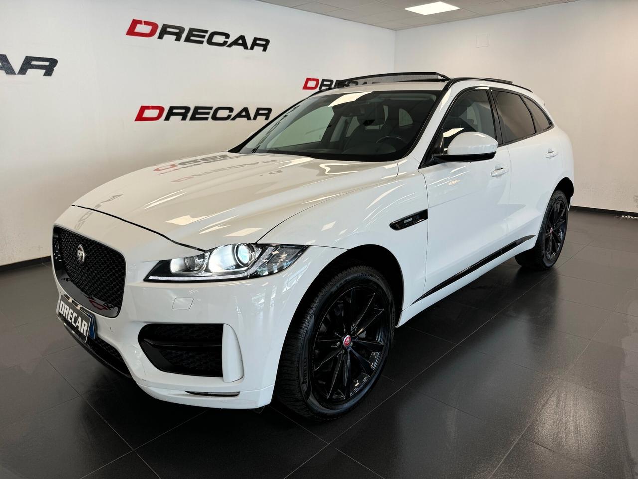 Jaguar F-Pace 2.0 D 180 CV AWD aut. R-Sport BLACK PACK TETTO 20"