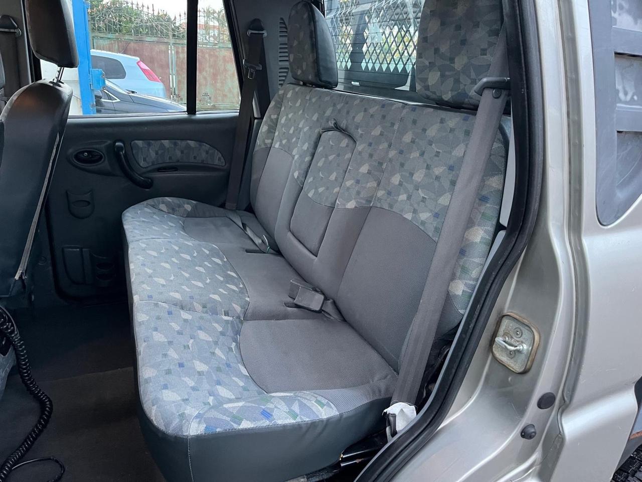 Mahindra goa pick-up-2.5-4x4-dop.cab-cass.rib-2010