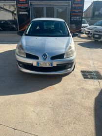 Renault Clio 1.2 16V 5 porte Le Iene