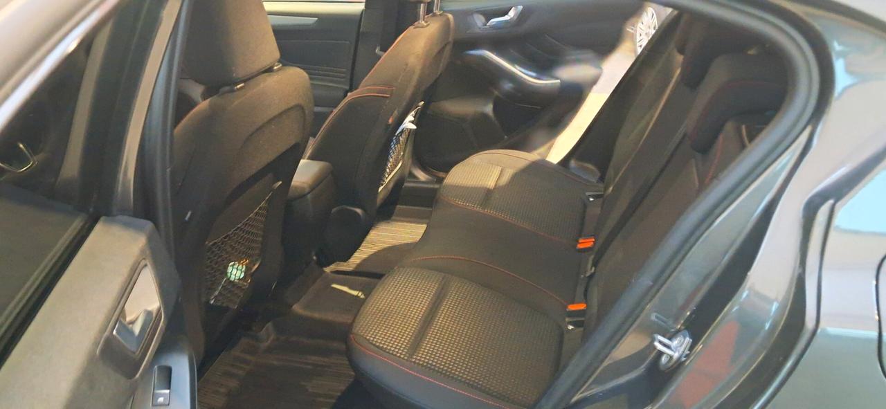 Ford Focus 1.0 EcoBoost Hybrid 125 CV Power. 5p. ST-Line Style