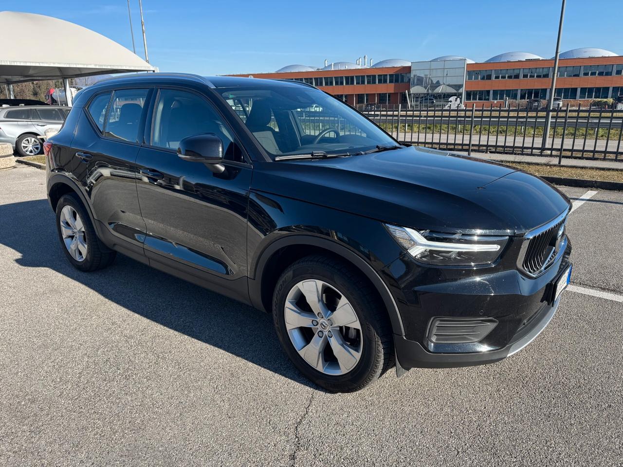 Volvo XC40 T3 Automatica Momentum Pro