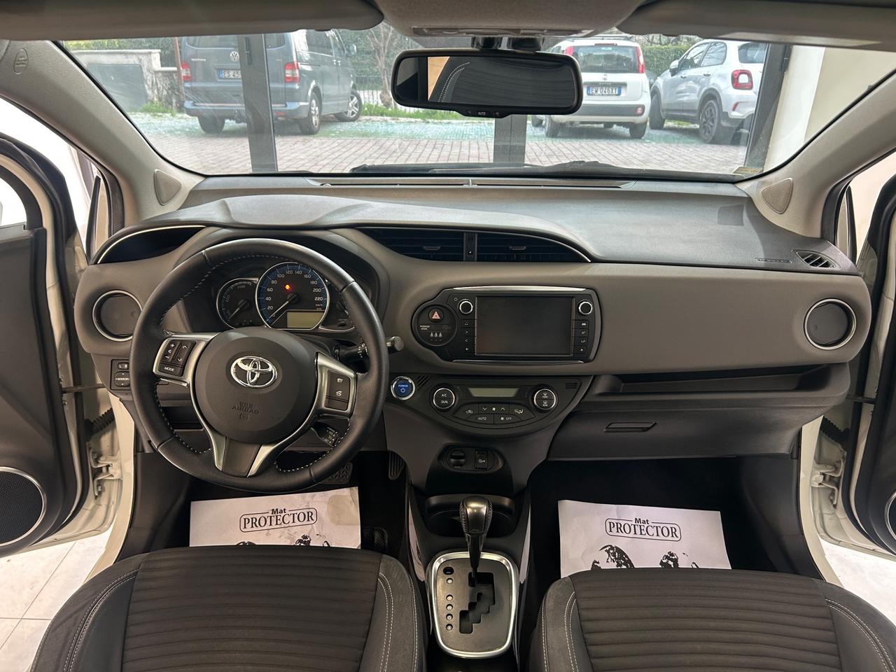 Toyota Yaris 1.5 Hybrid 55kw AUTOMATICA