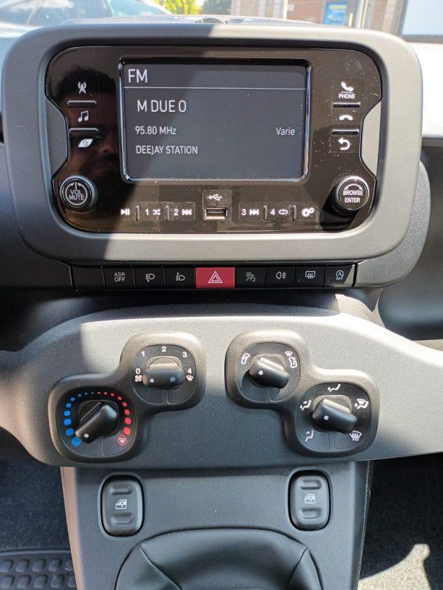 FIAT Panda 1000 HYBRID 70 CV PACK CITY 5 POSTI USB ITALIA