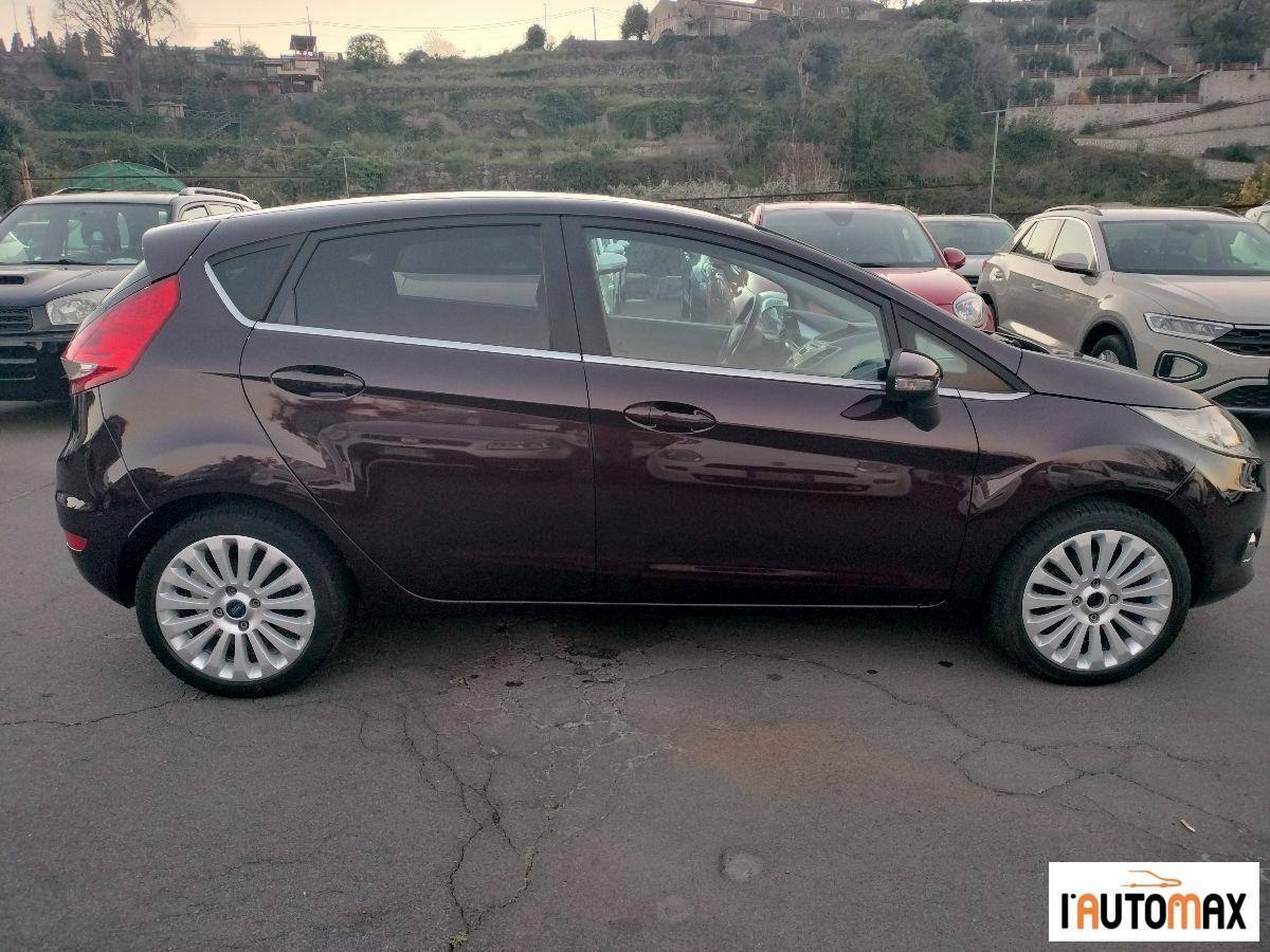 FORD - Fiesta 1.2 16v 82cv 5p