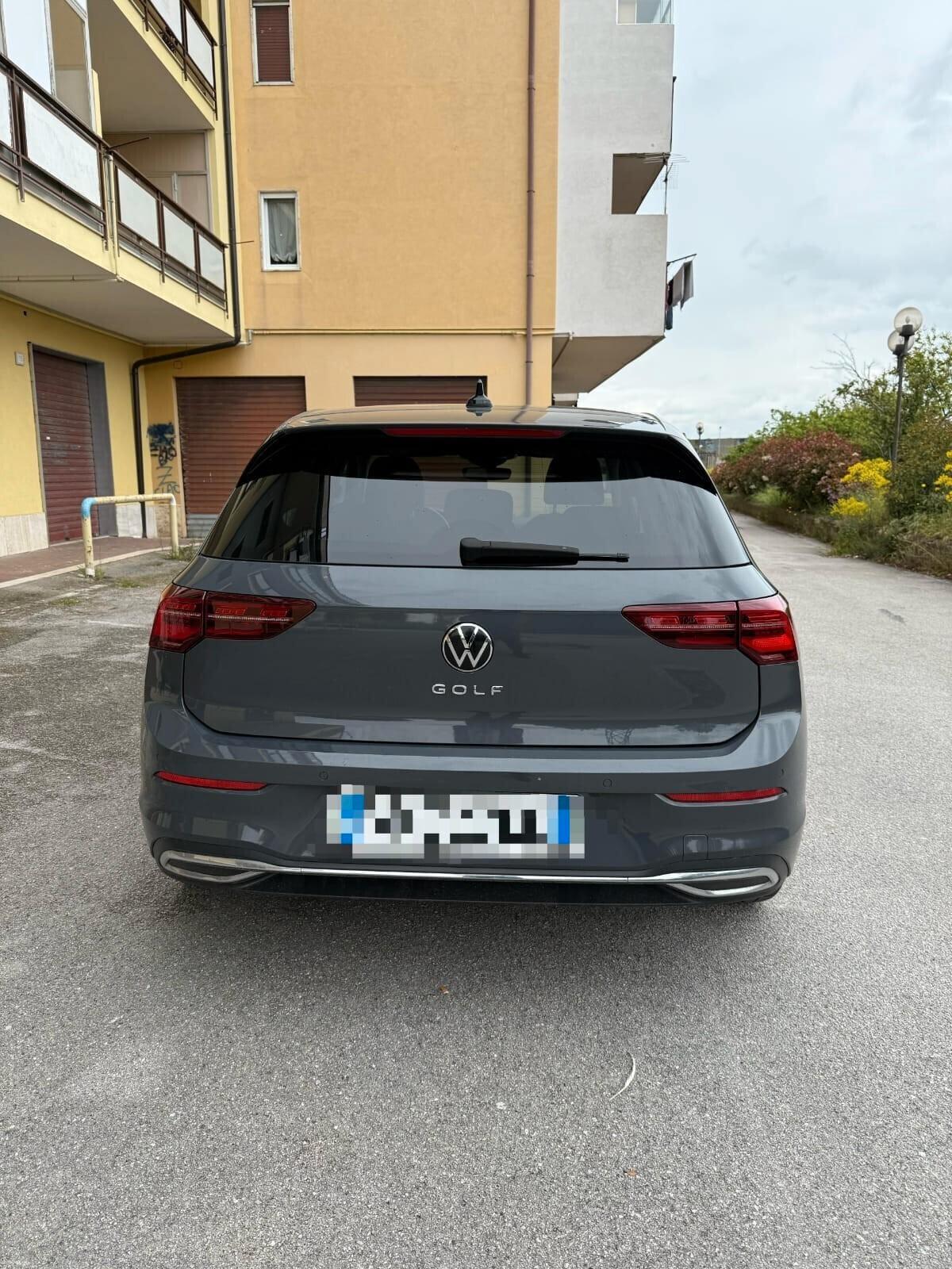 Volkswagen Golf 1.5 eTSI 130 CV EVO ACT DSG Life