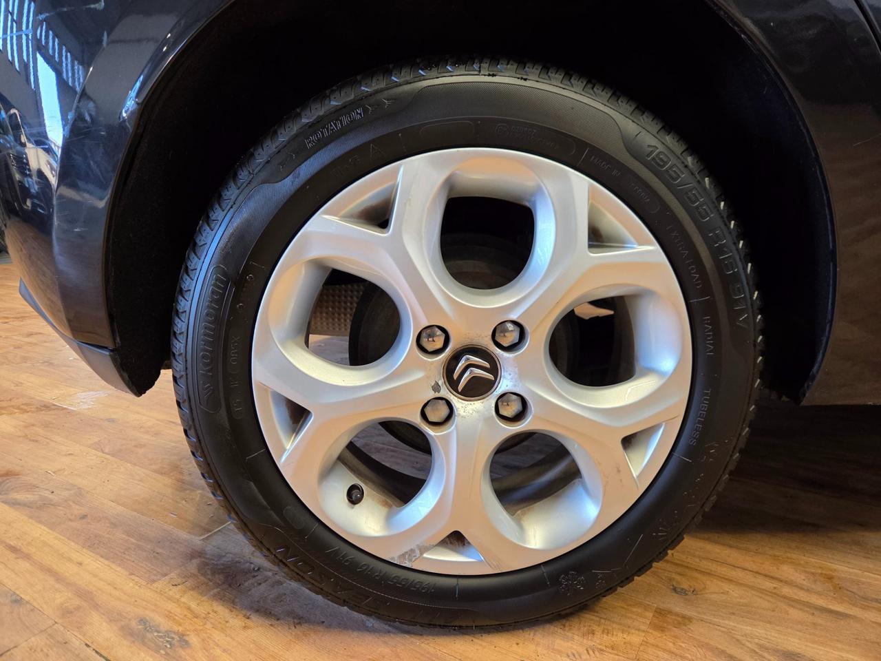 Citroen C3 1.4 vti Exclusive (exclusive style)