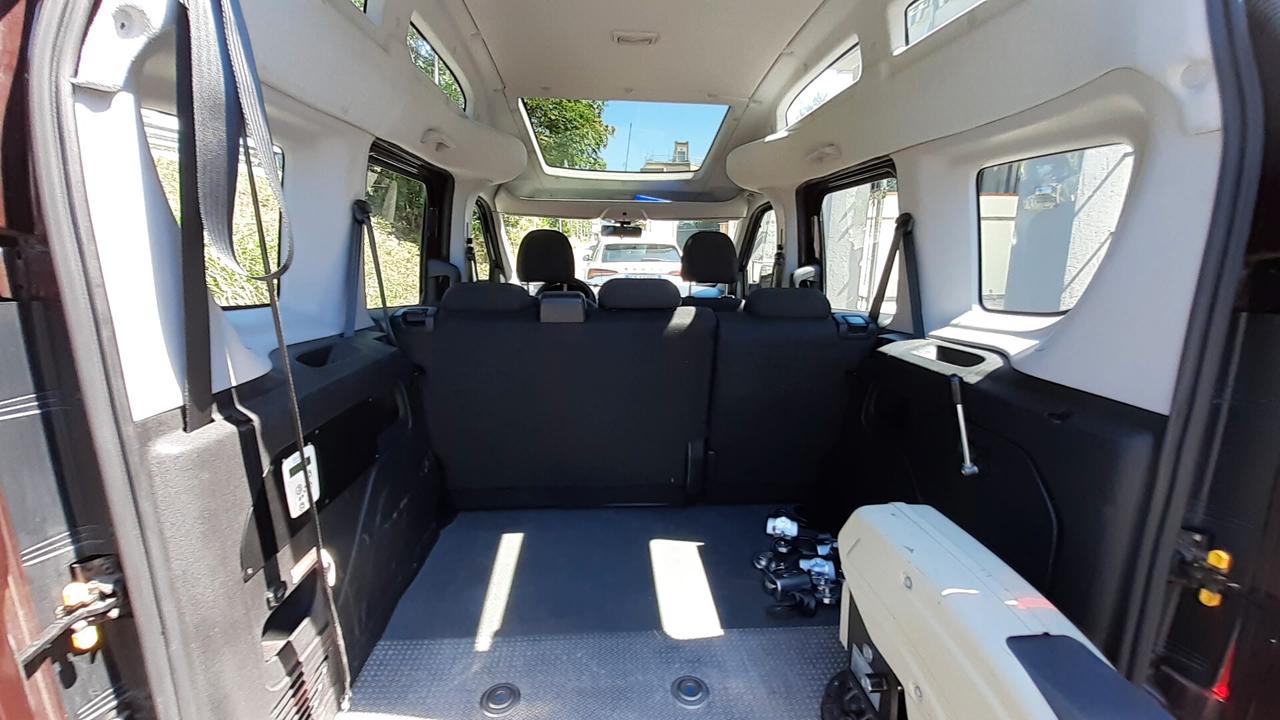 Doblo trasporto disabili benzina 51.262 KM!!