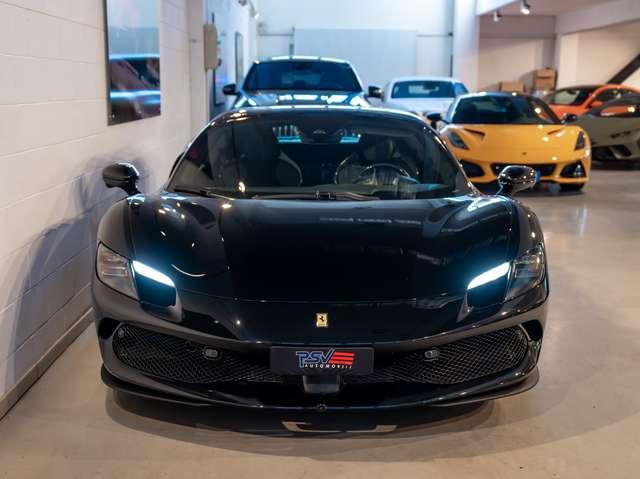 Ferrari 296 GTS 3.0+LIFT+CARBONIO+VOLANTE LED+SCUDETTI+CERCHI DIAMANTATI+VETTURA ATELIER+IVA ESPOSTA+