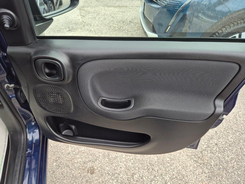Fiat Panda 1.2 FIRE Easy 69CV 5-POSTI