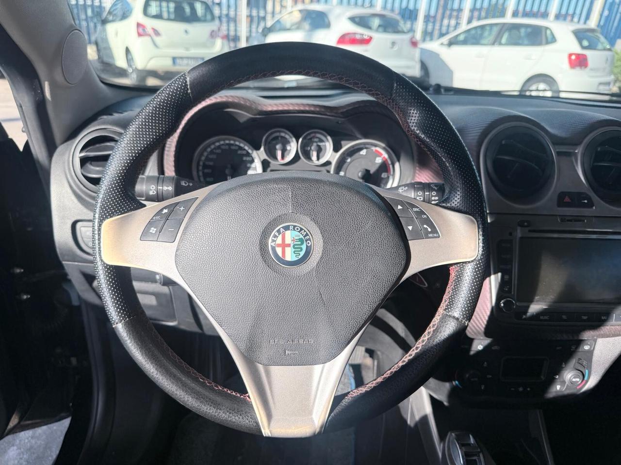 Alfa Romeo MiTo 1.6 JTDm-2 S&S Distinctive Sport Pack