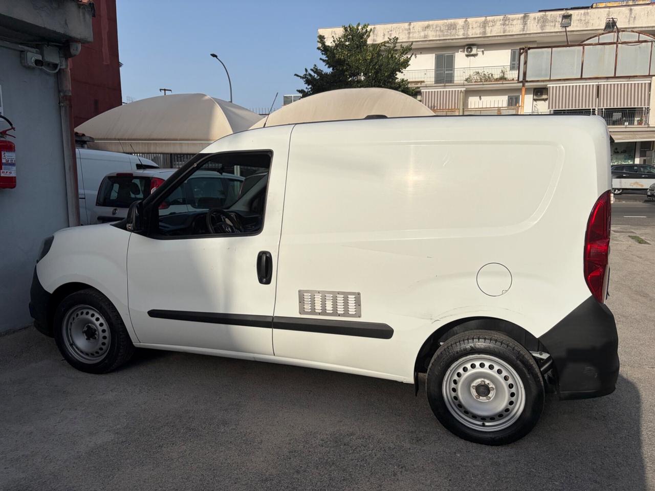 Fiat- dpblo 1.6 multijet 105 cv