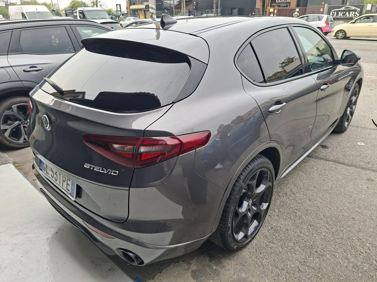Alfa Romeo Stelvio 2.2 Turbodiesel 210 CV AT8 Q4 Veloce