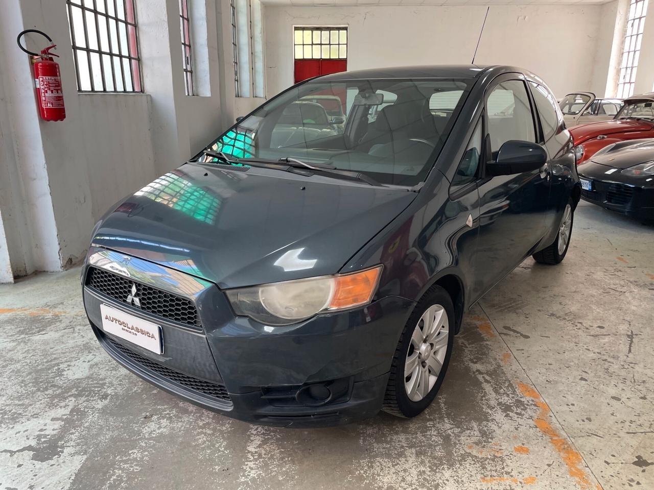 Mitsubishi Colt 1.1 12V 3p. 49.000KM!!!