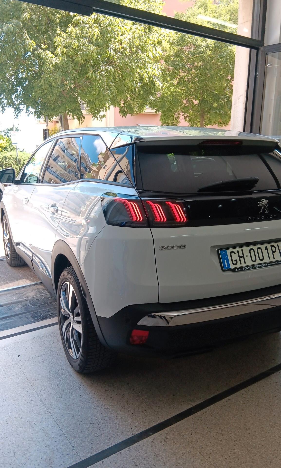 Peugeot 3008 BlueHDi 130 S&S EAT8 Allure