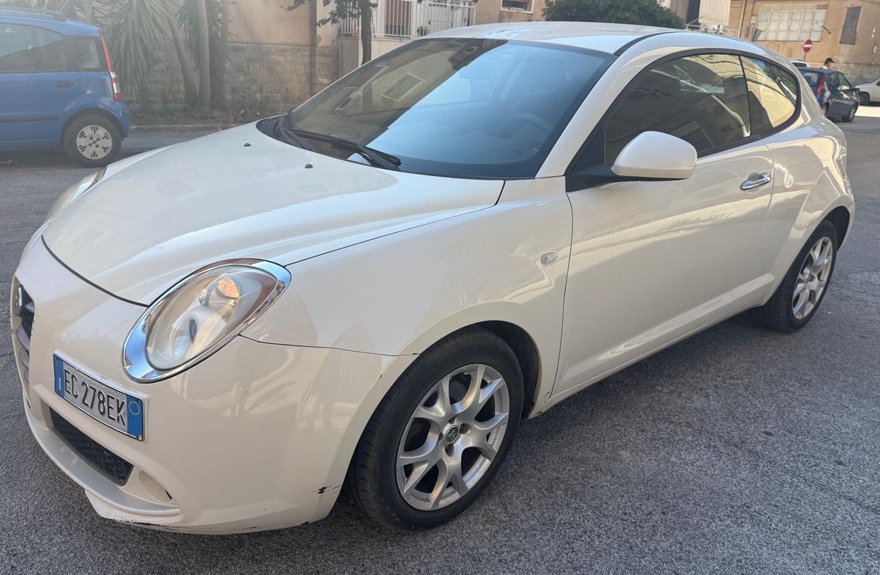 Alfa Romeo MiTo 1.3 JTDm-2 95 CV S&S Distinctive