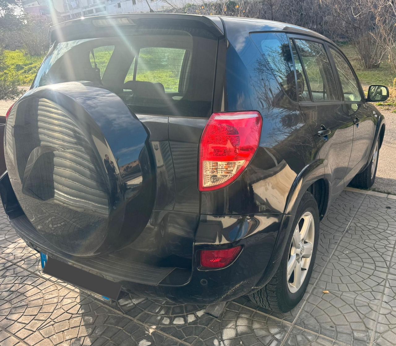 TOYOTA RAV 4 2.2 D-4D 177 CV Luxury