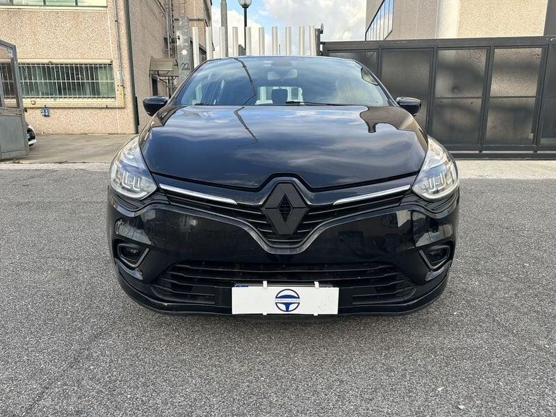 Renault Clio 1.5 DCI 75cv Moschino Intens
