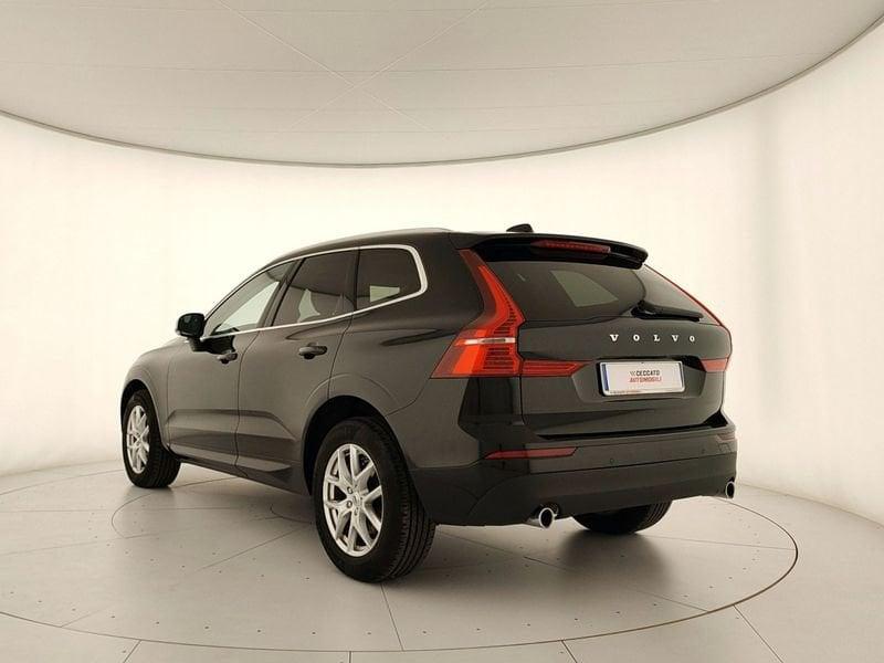 Volvo XC60 XC60 2.0 b4 Momentum Pro awd auto