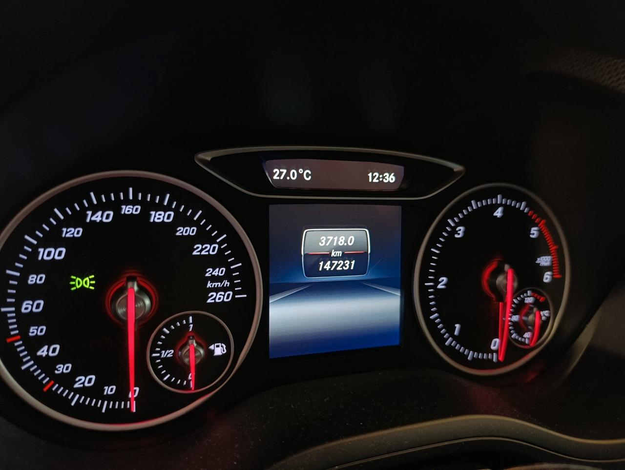 Mercedes-benz B180 d Euro 6 Sport Pack Night restyling Navi/Led/Full