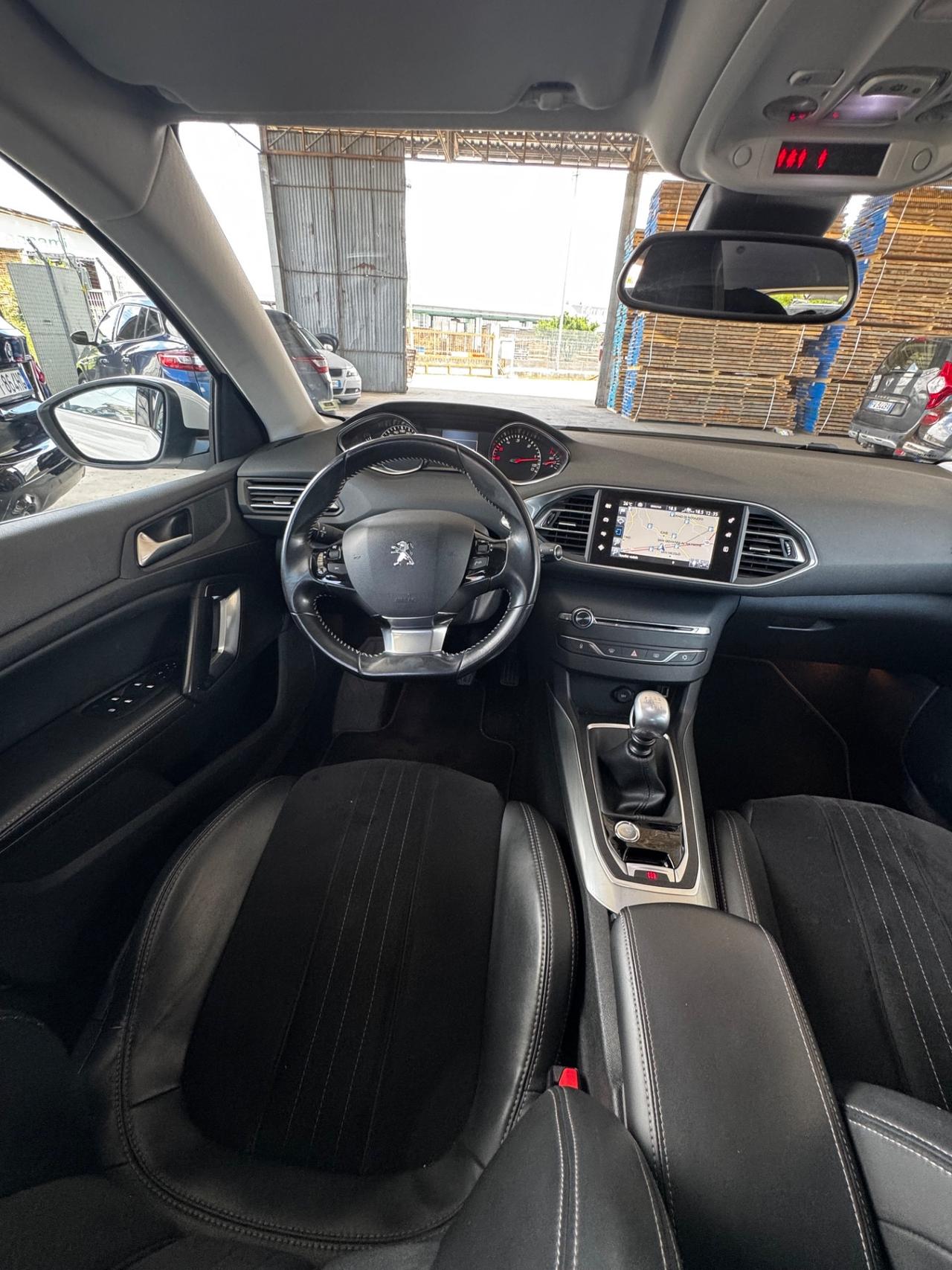 Peugeot 308 1.6 hdi