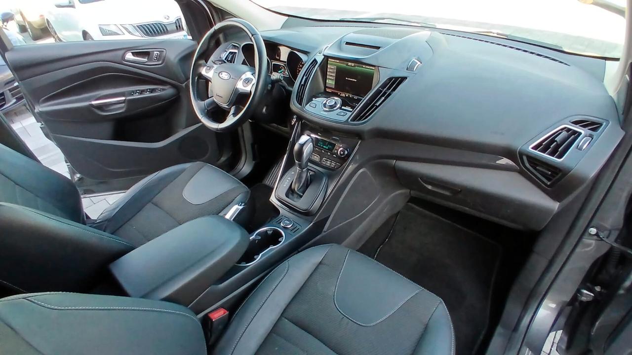 Ford Kuga 2.0 TDCI 150 CV S&S 4WD Titanium