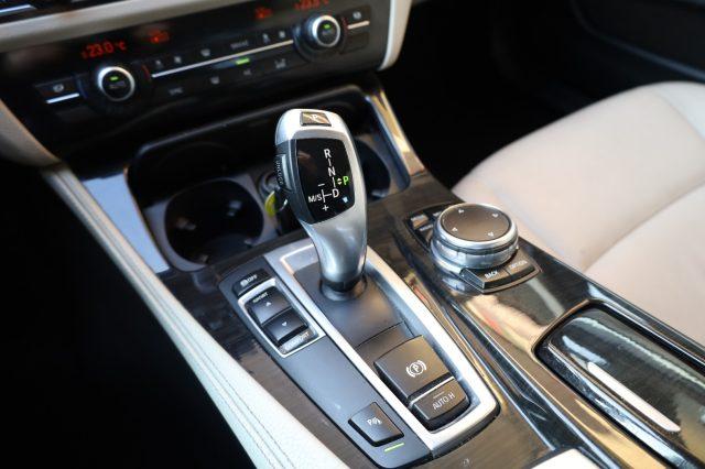 BMW 520 d Touring Luxury Navi PRO Xenon LED Pelle UniPropr