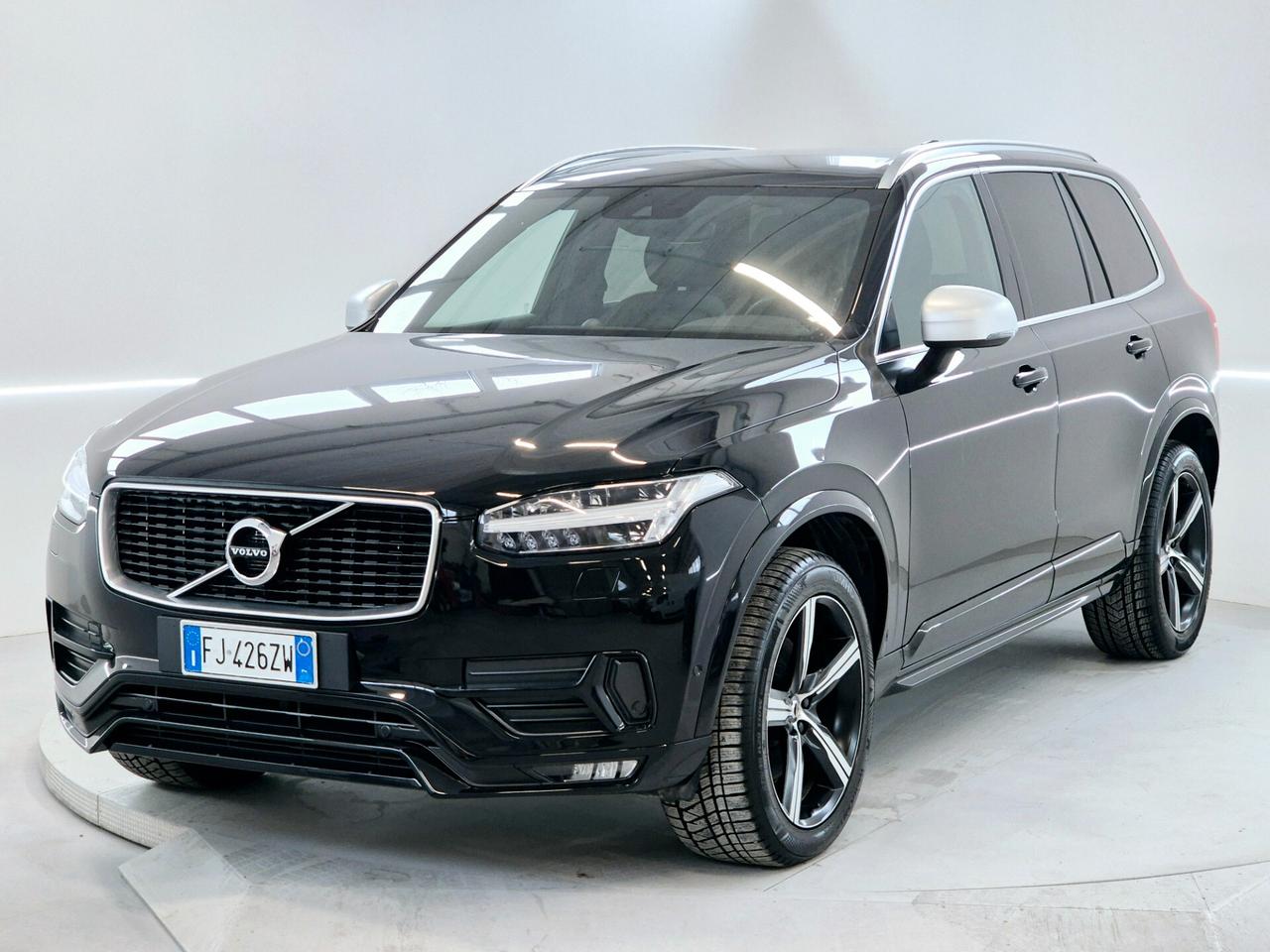 Volvo XC 90 R-DESIGN 7 POSTI