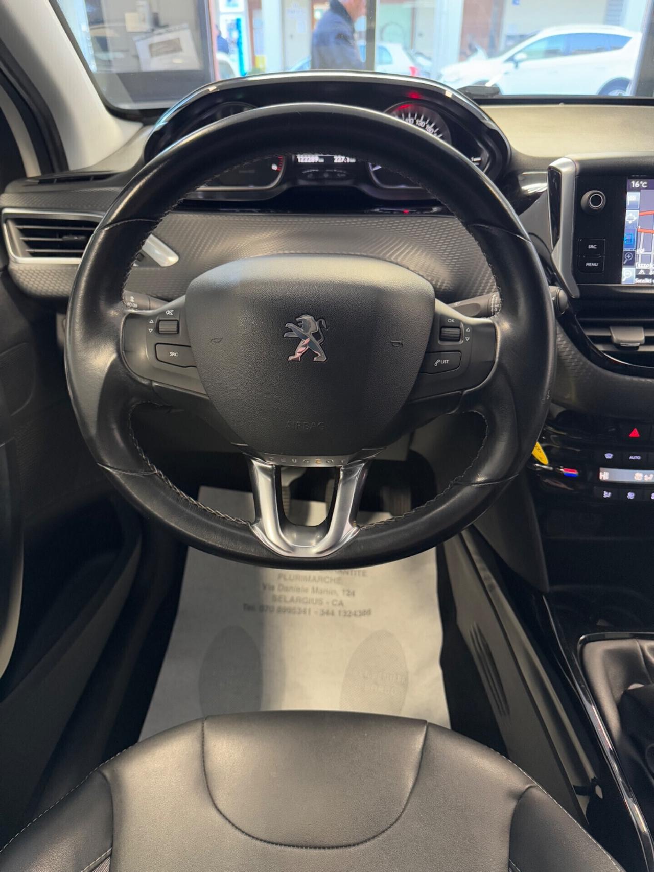 Peugeot 2008 BlueHDi 100 Allure
