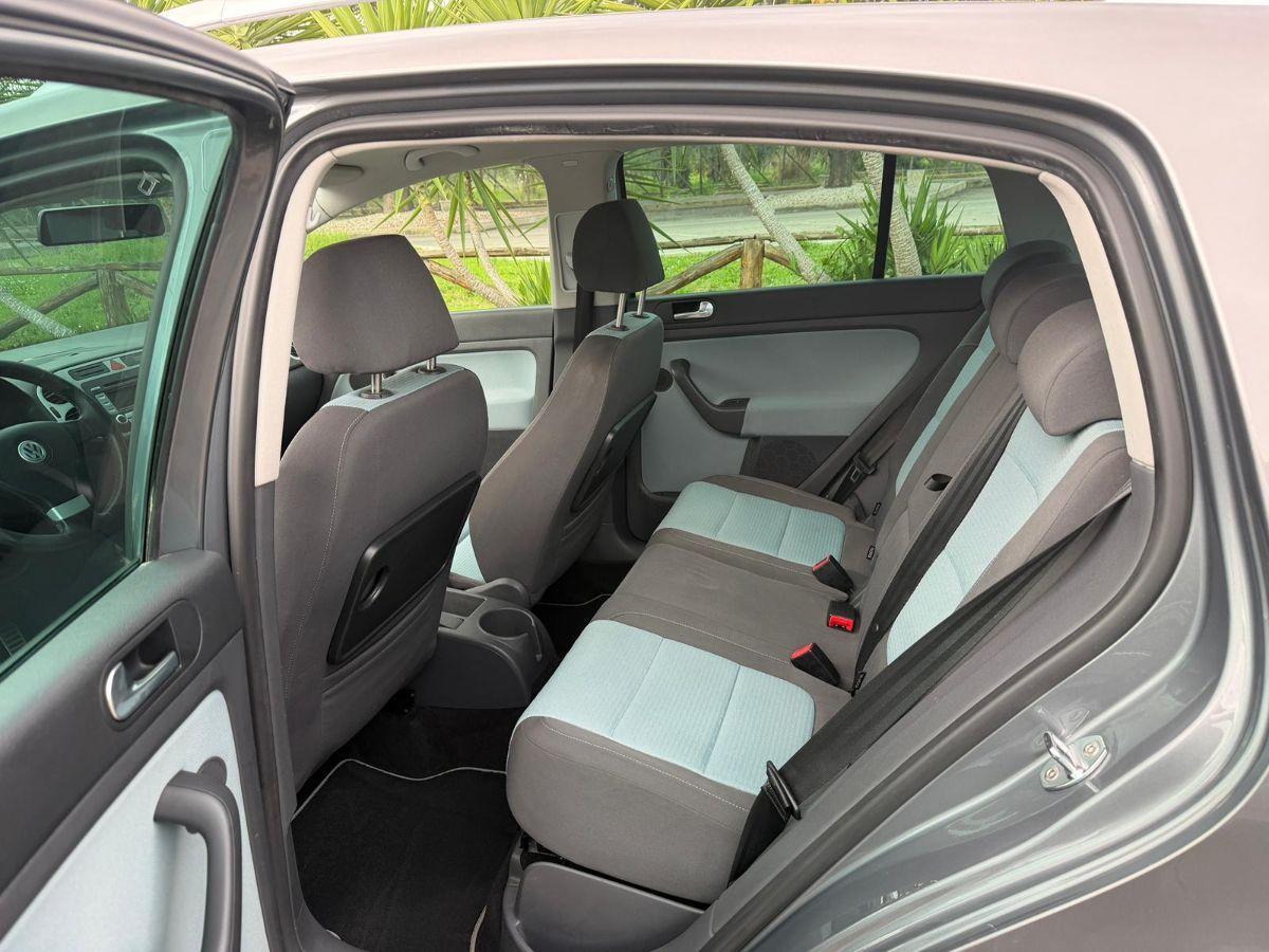 VOLKSWAGEN - Golf Plus