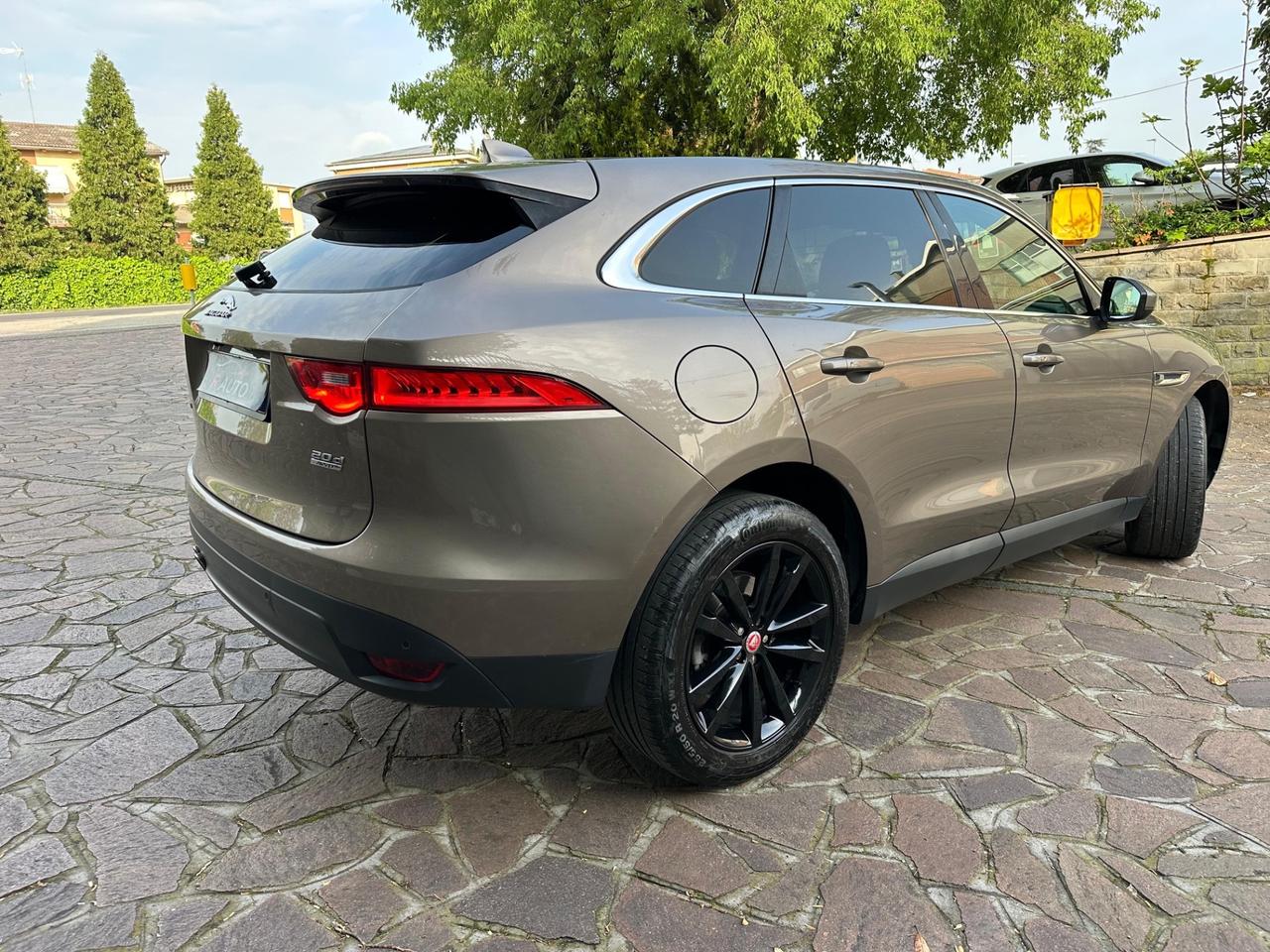 Jaguar F-Pace 2.0 D 180 CV AWD aut. R-Sport