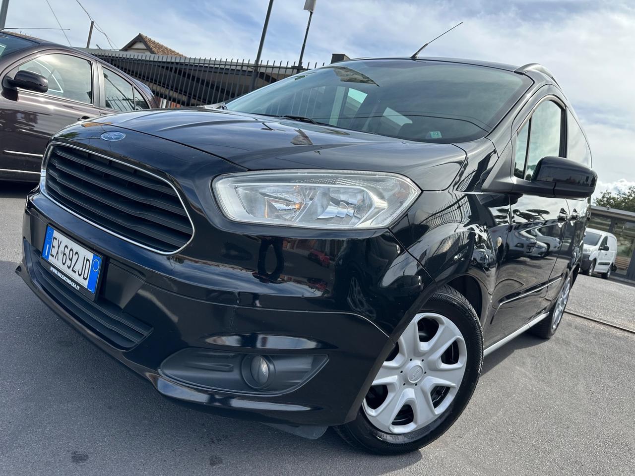 Ford Tourneo Courier 1.5 TDCI 75 CV Titanium