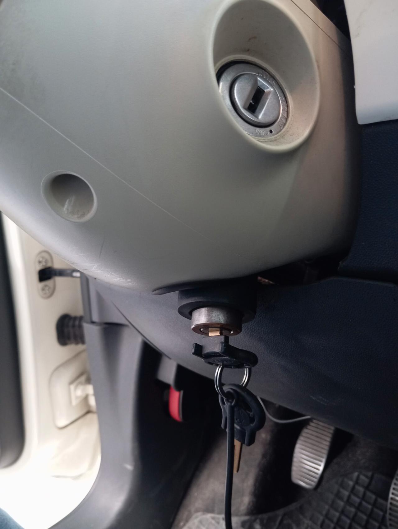 Fiat 500 1.3 MTJ 75 cv 2009 CON GARANZIA