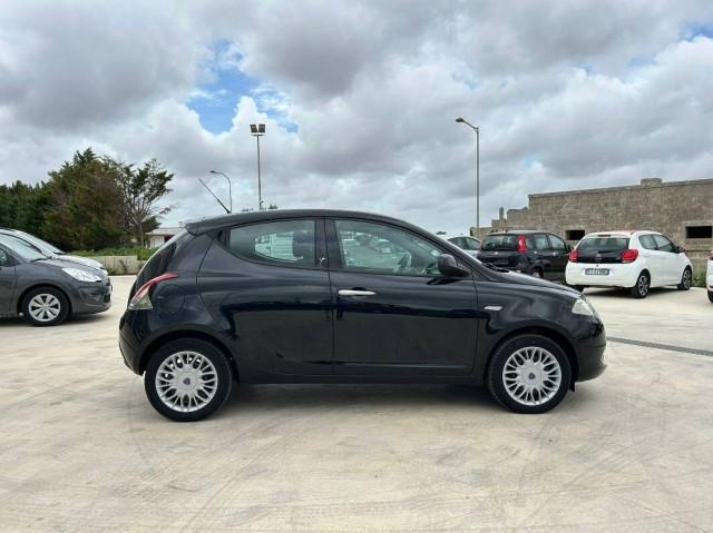 Lancia Ypsilon 1.2 8v Silver s&s 69cv E6