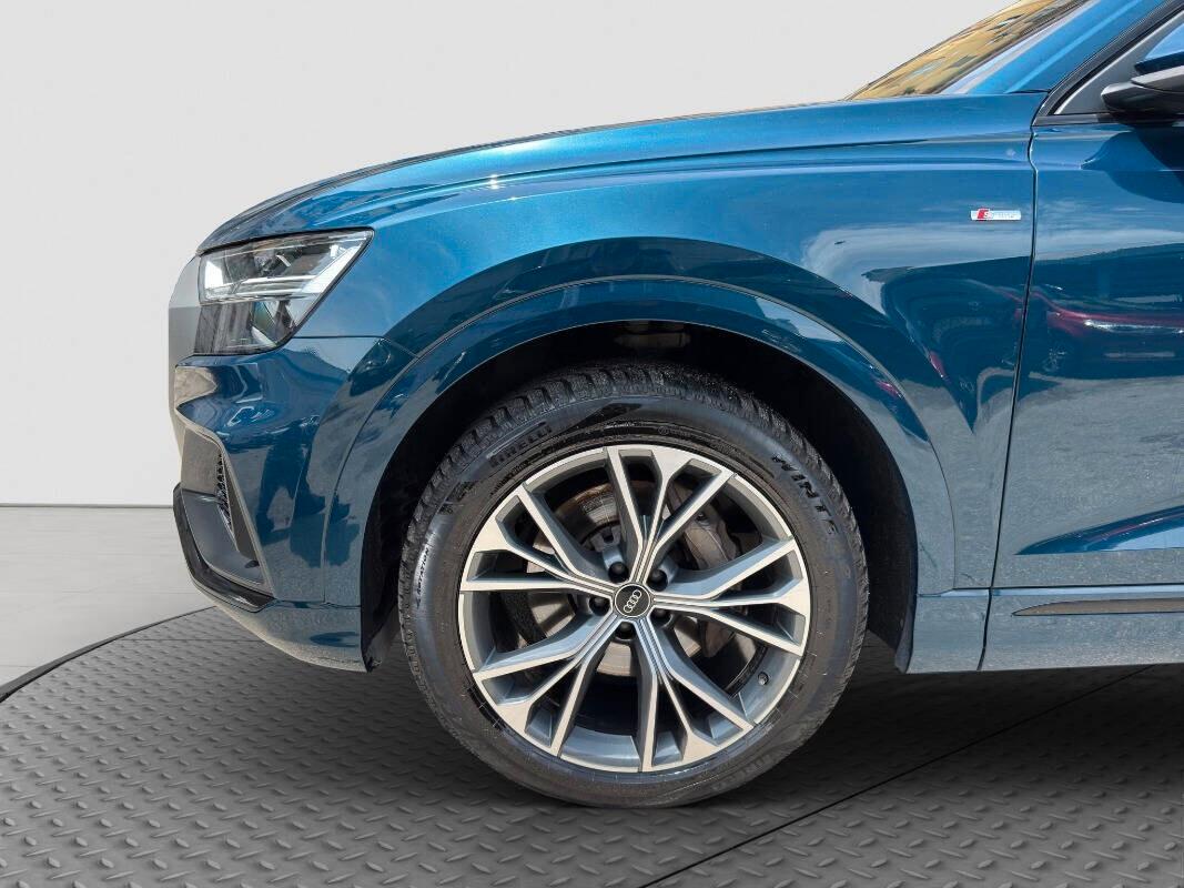 Audi Q8 45 TDI quattro tiptronic Sport 2020