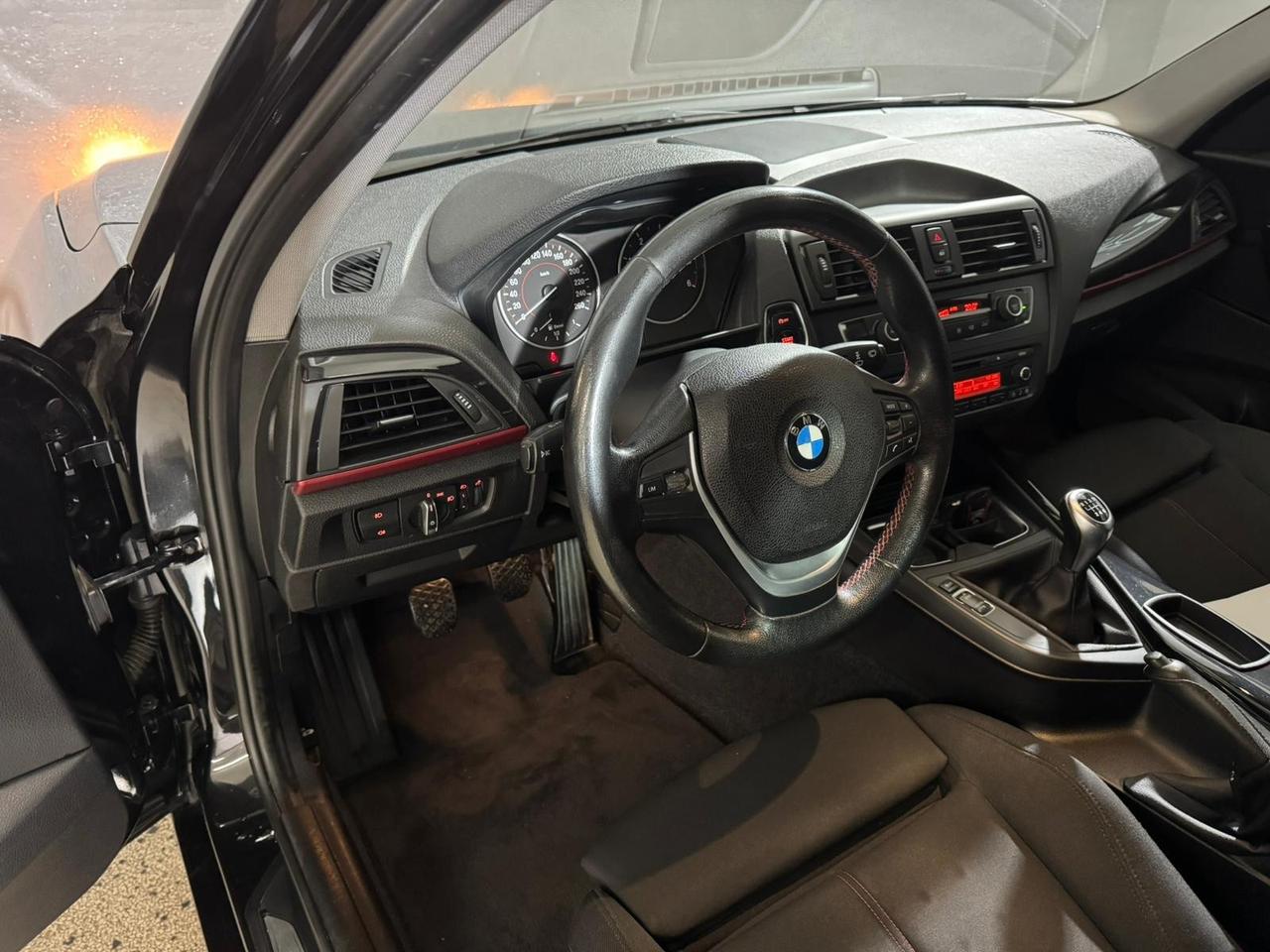 Bmw 118 118d 5p. Sport