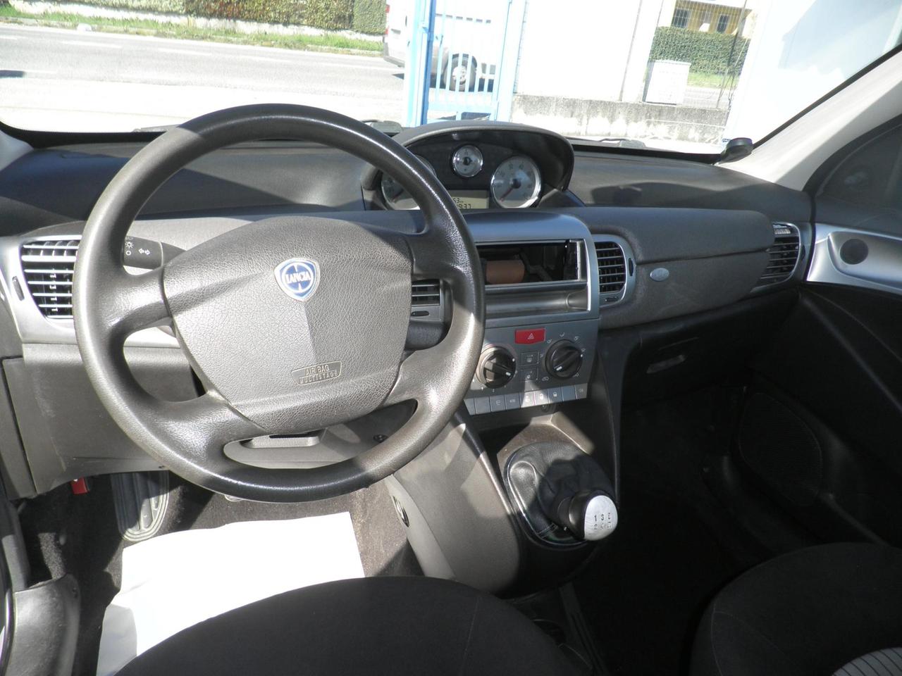 Lancia Ypsilon 3 Porte Ypsilon 1.3 mjt 16v Argento