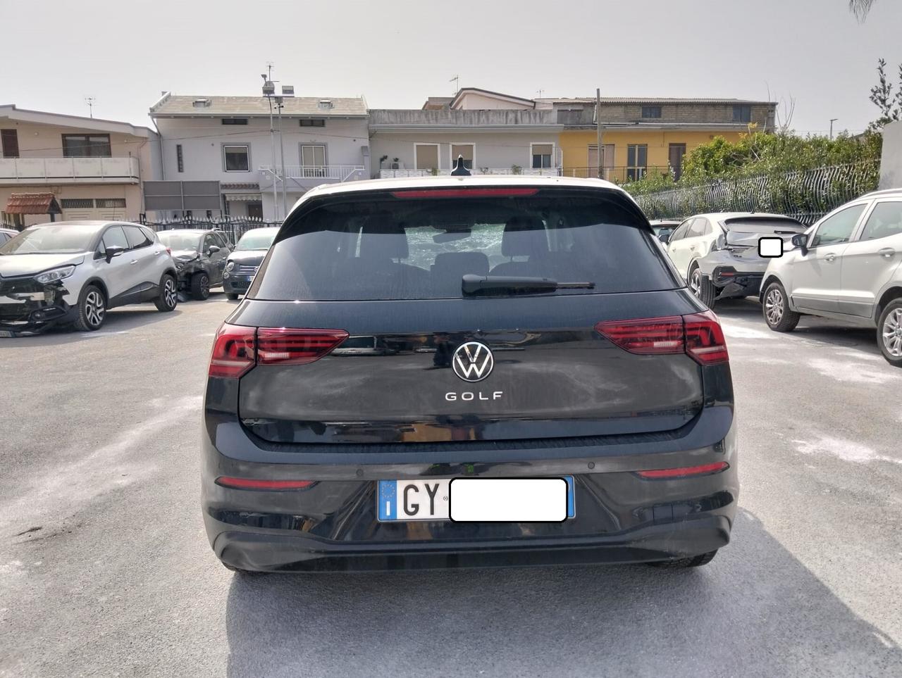 Volkswagen Golf 1.5 TSI 115cv 2025 SINISTRATA