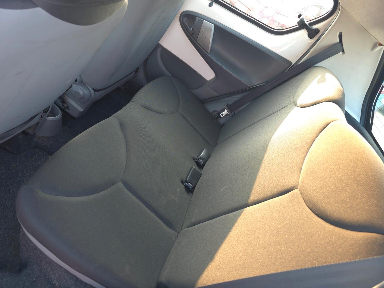 Toyota Aygo 1.0 12V VVT-i 5 porte Sol Connect